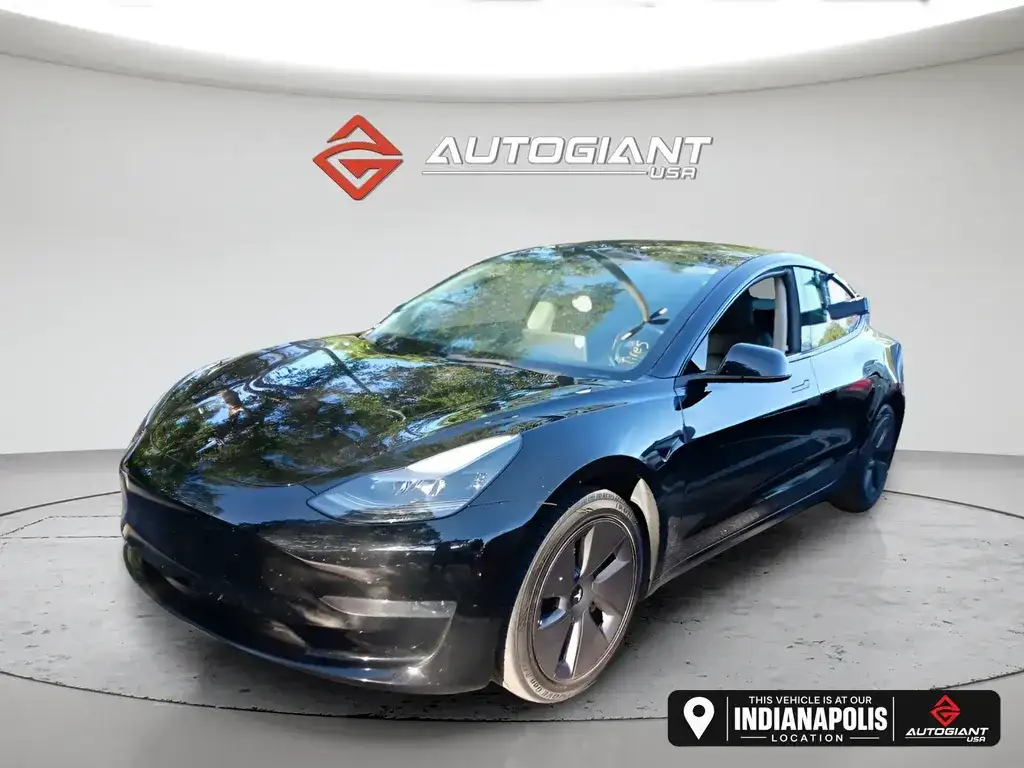 2023 Tesla Model 3 Base's photo
