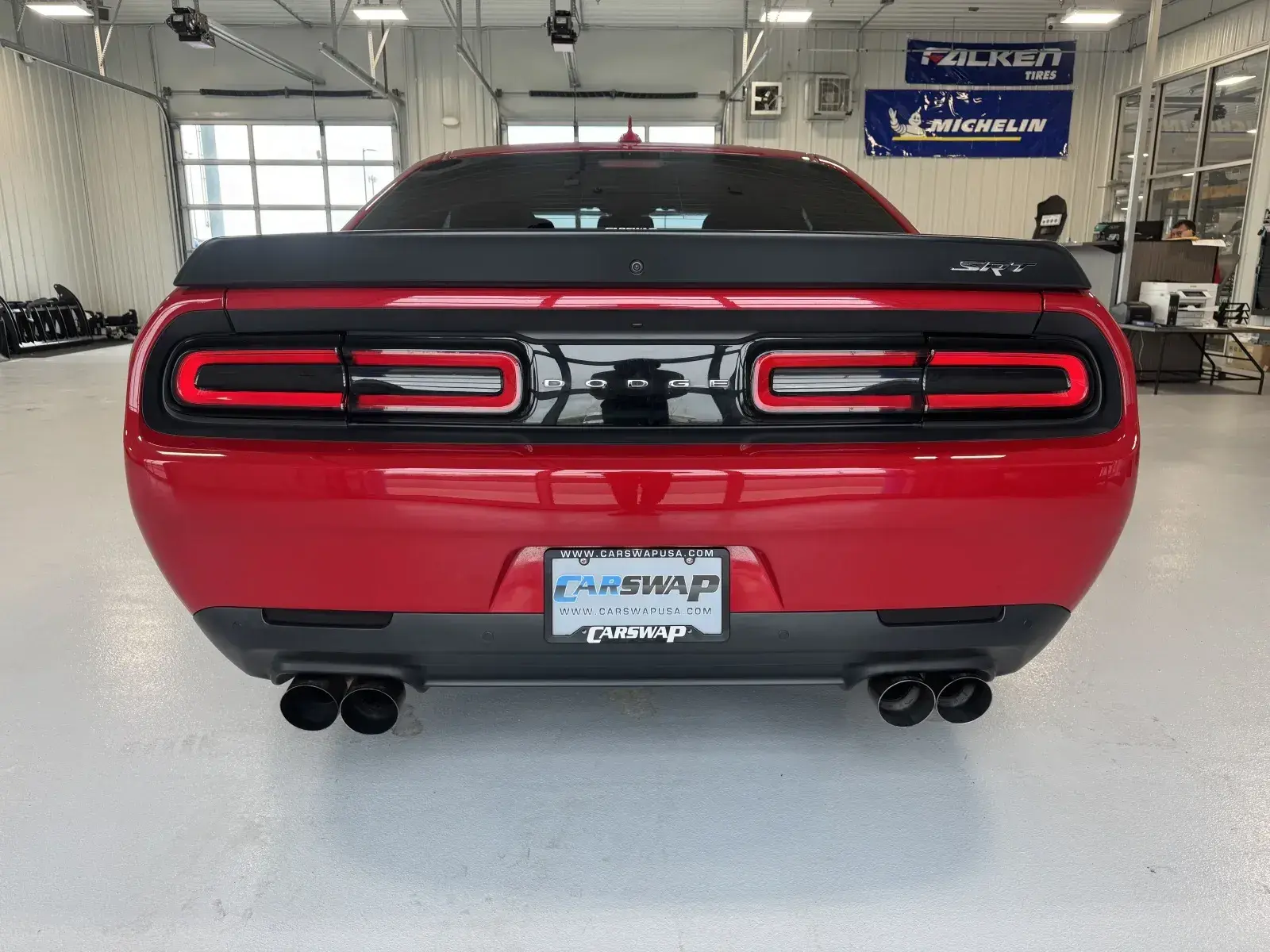 2016 Dodge Challenger SRT Hellcat photo 4