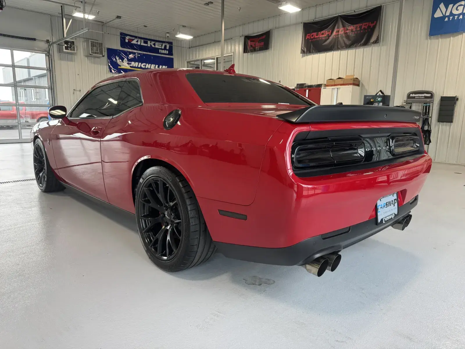 2016 Dodge Challenger SRT Hellcat photo 5