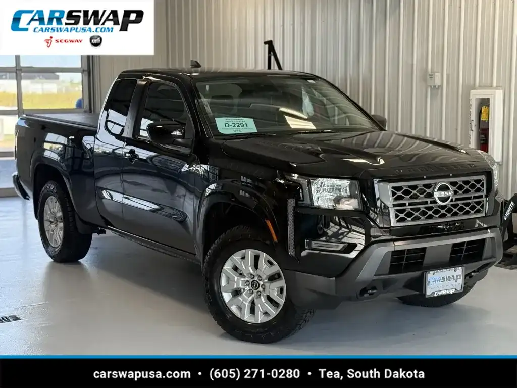 2023 Nissan Frontier SV King Cab 4WD's photo