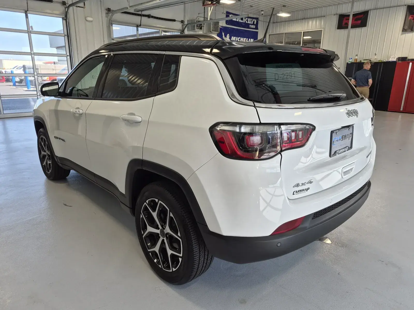 2026 Jeep Compass Limited 4WD photo 5