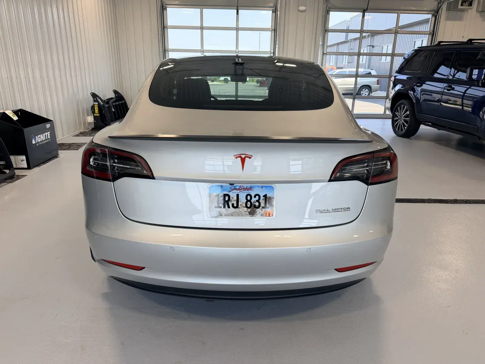 2018 Tesla Model 3 Long Range Dual Motor AWD photo 4