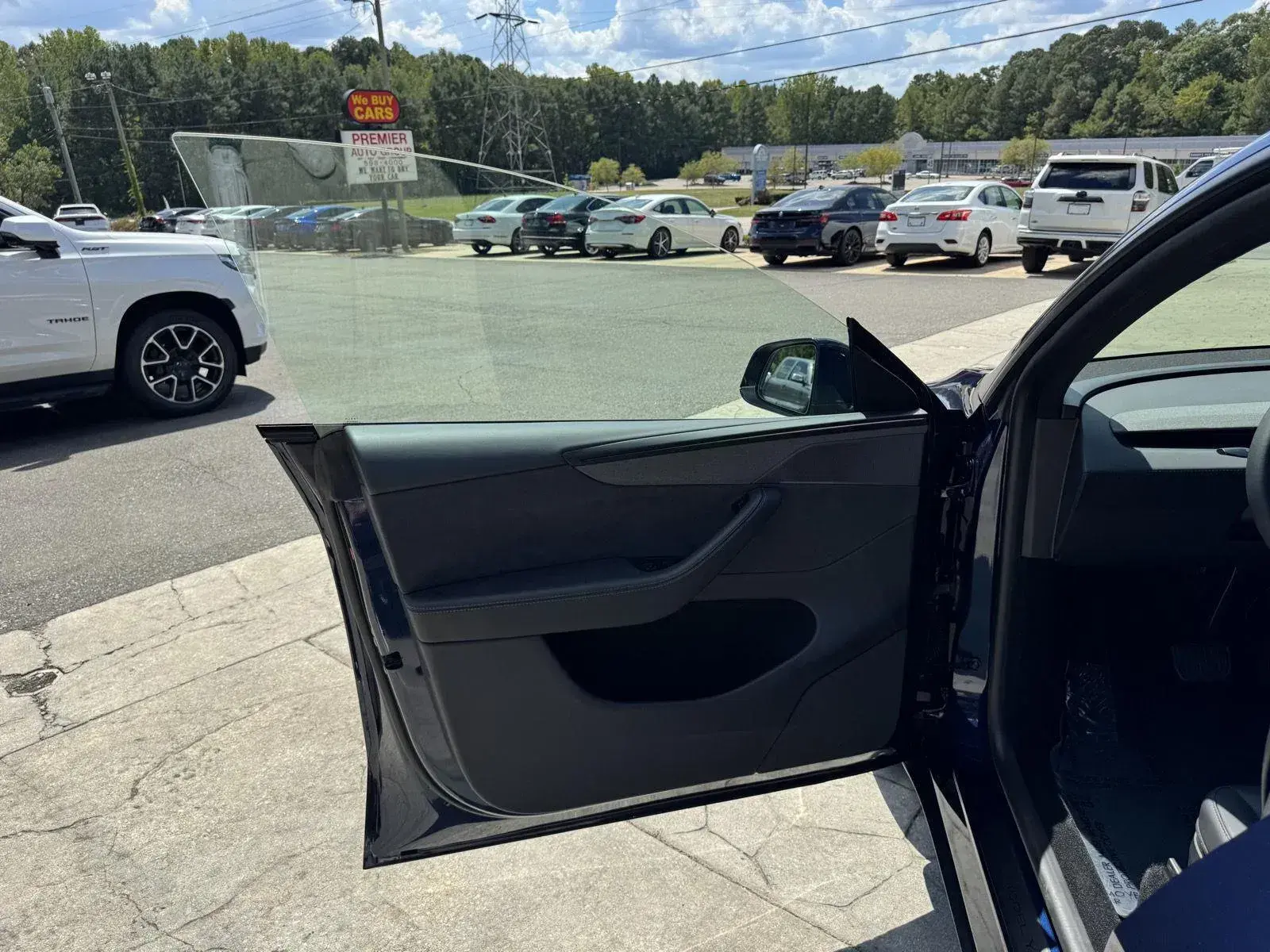 2026 Tesla Model Y Long Range RWD photo 5