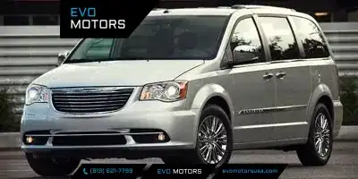 2011 Chrysler Town & Country Touring's photo