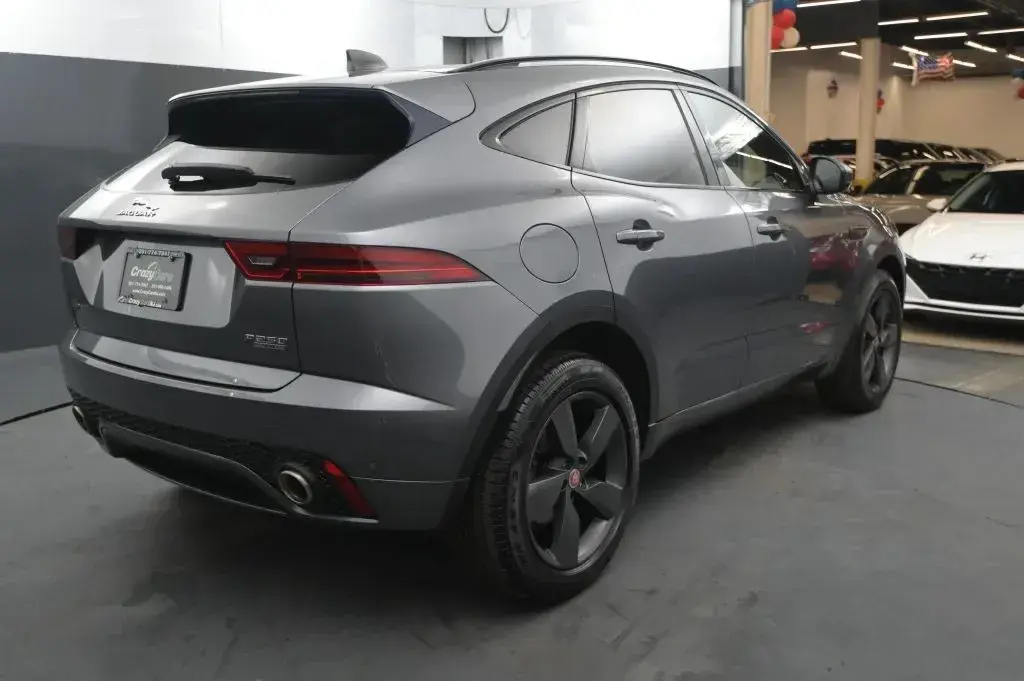 2020 Jaguar E-PACE P250 Checkered Flag Edition photo 5