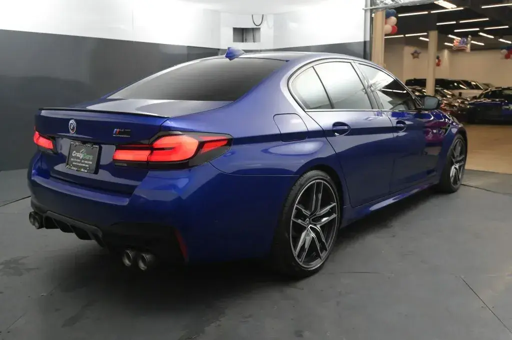 2023 BMW M5 Base photo 5