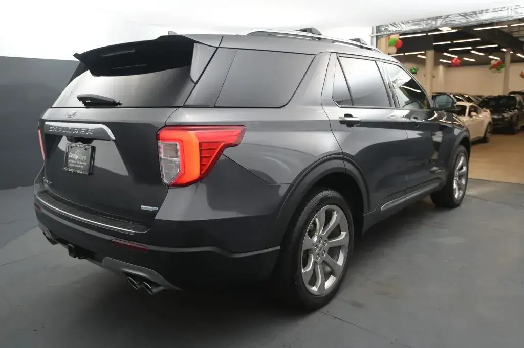 2020 Ford Explorer Platinum 4WD photo 5