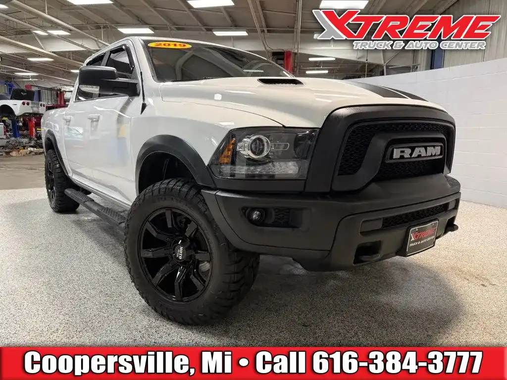 2019 RAM 1500 Classic Warlock Crew Cab 4x4 5'7" Box's photo