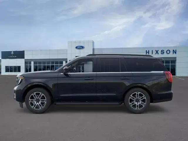 2026 Ford Expedition Active photo 4