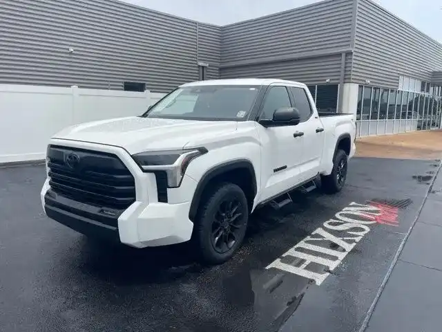 2022 Toyota Tundra SR5 3.4L 4WD Double Cab 6.5' Bed's photo