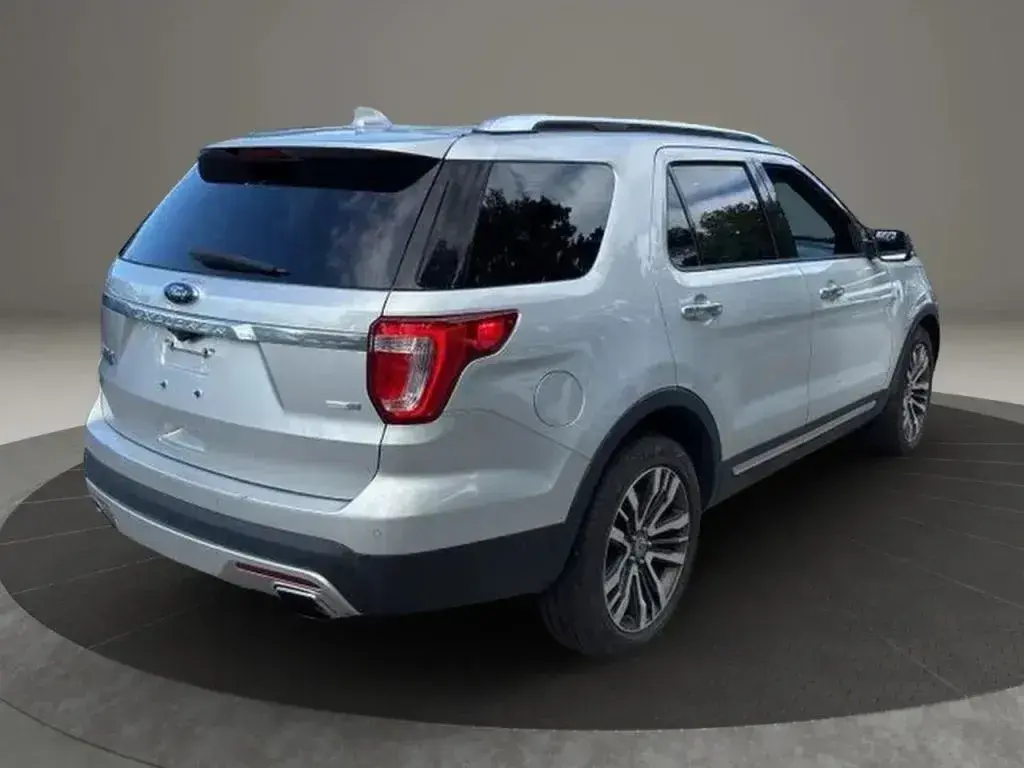 2017 Ford Explorer Platinum 4WD photo 5