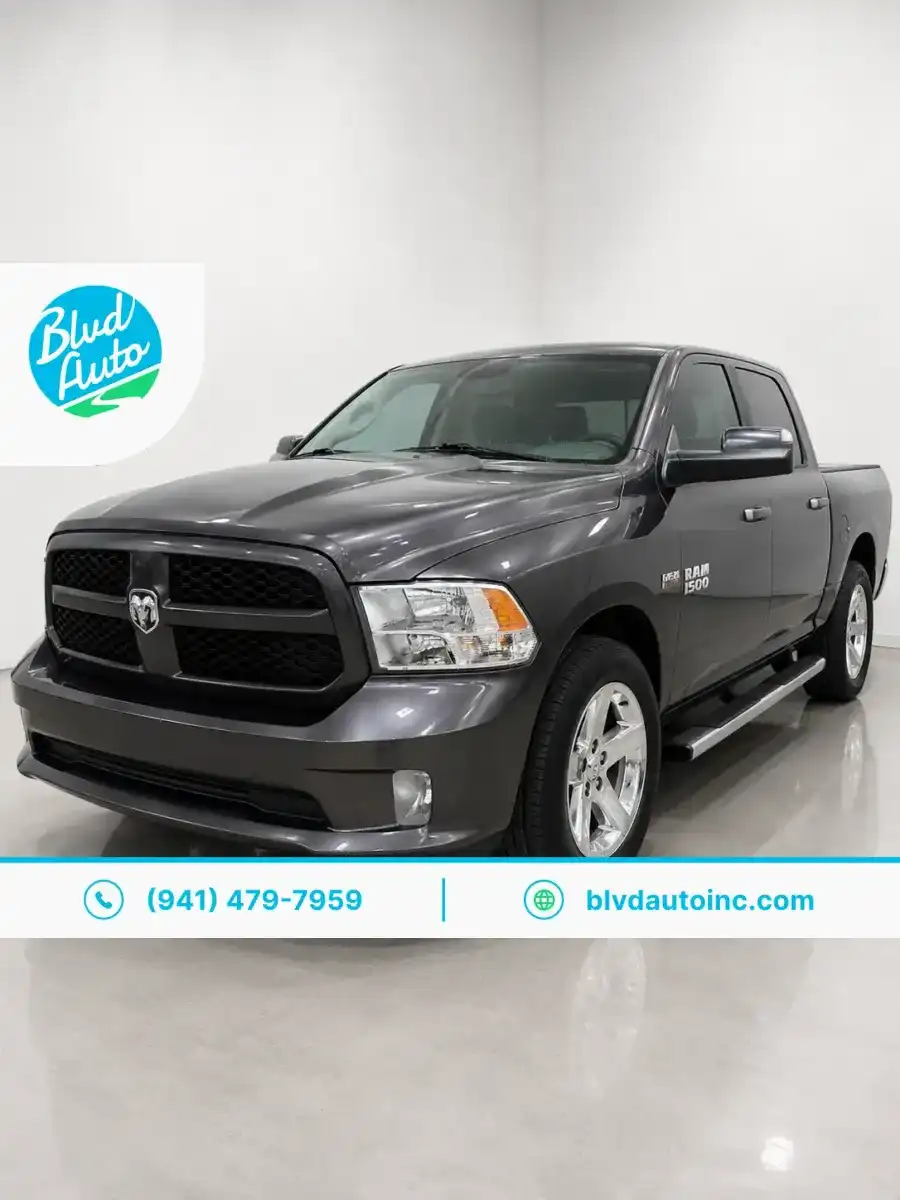 2017 RAM 1500 Express Crew Cab 5'7's photo