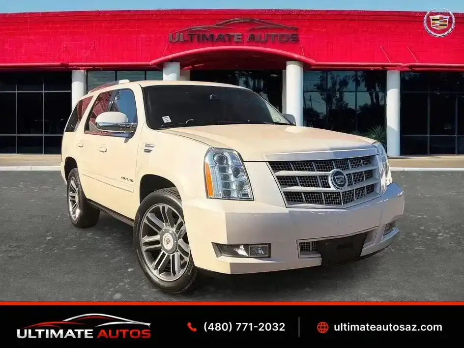 2013 Cadillac Escalade 2WD Premium's photo