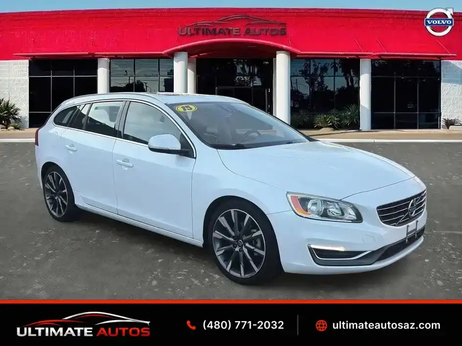 2015 Volvo V60 T5 Drive-E FWD Premier's photo