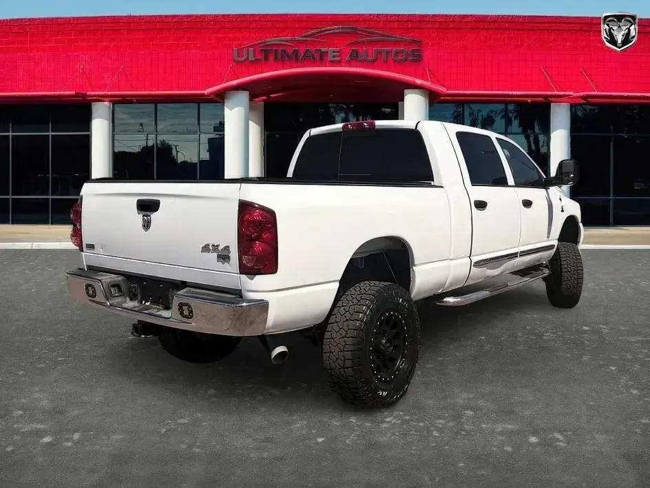 2008 Dodge Ram 2500 Laramie 4X4 Mega Cab photo 4