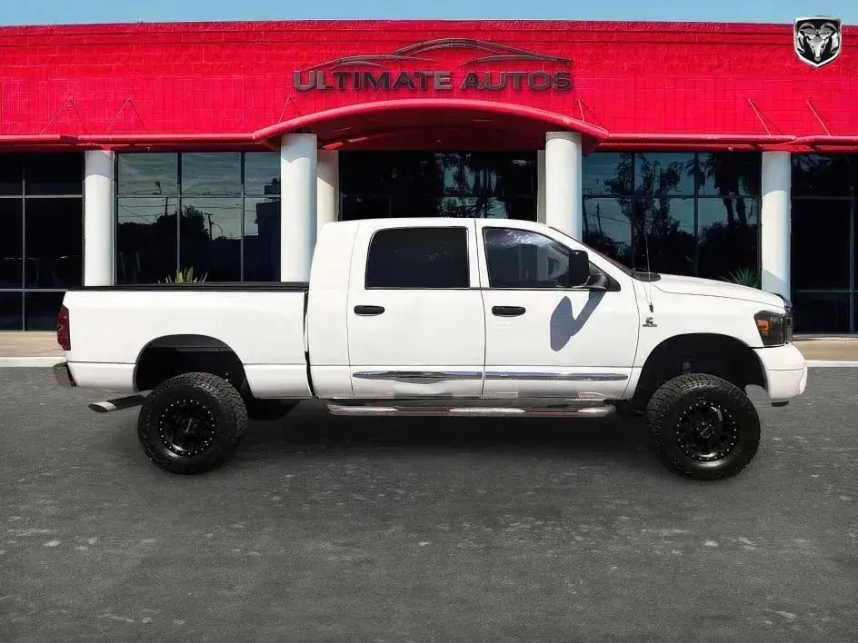 2008 Dodge Ram 2500 Laramie 4X4 Mega Cab photo 5