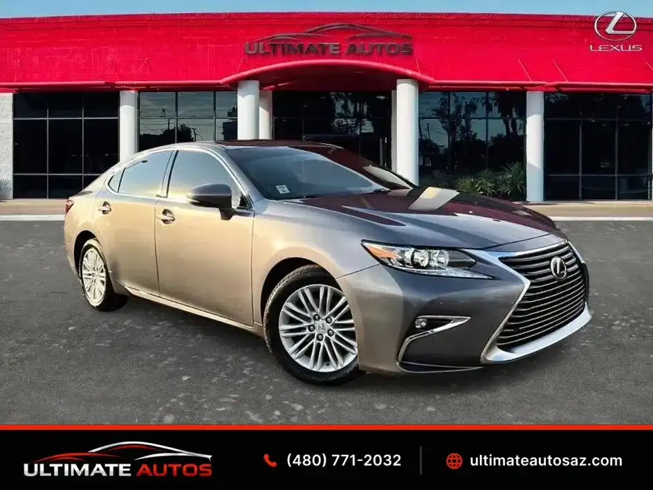 2016 Lexus ES 350 350's photo
