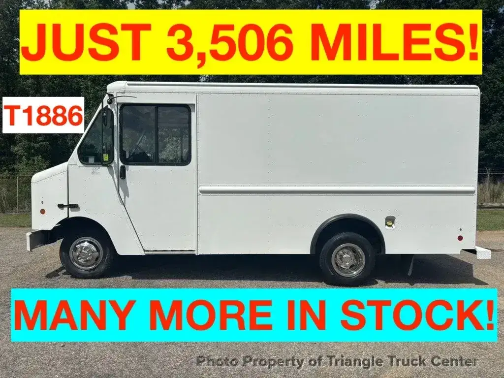 2013 Ford E-Series STEP Van photo 1