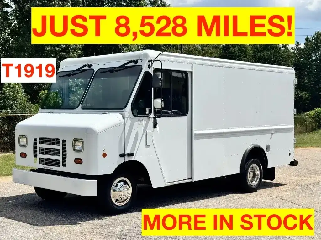 2016 Ford E-Series STEP Van's photo