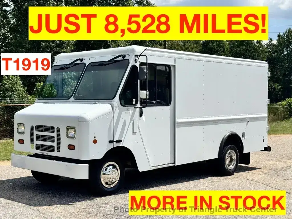 2016 Ford E-Series STEP Van photo 1