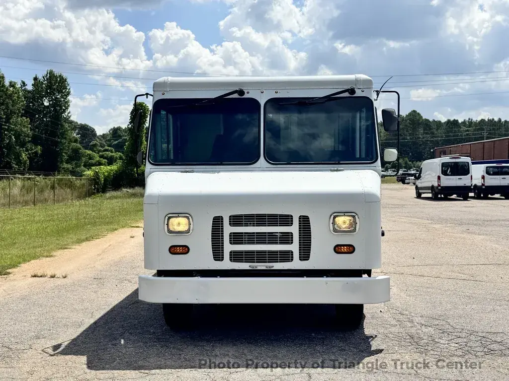 2016 Ford E-Series STEP Van photo 4