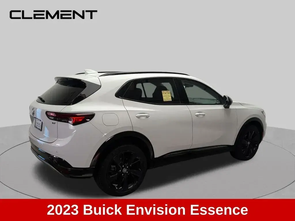2023 Buick Envision Essence AWD photo 5