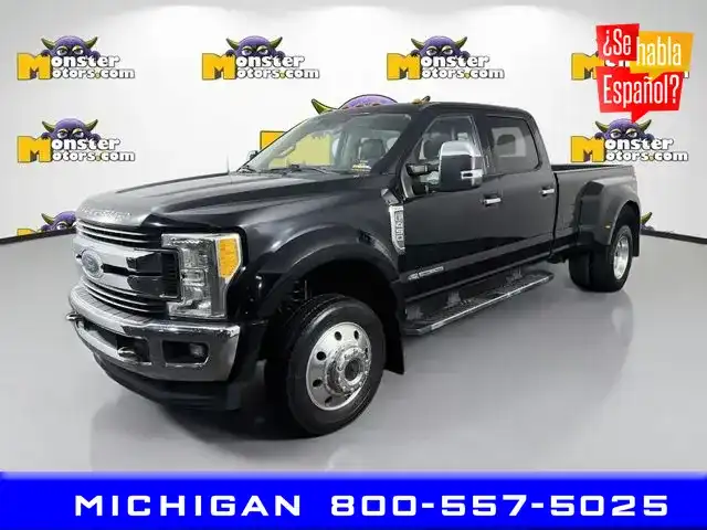 2017 Ford F-450 XLT 4WD Crew Cab DRW 8' Box's photo