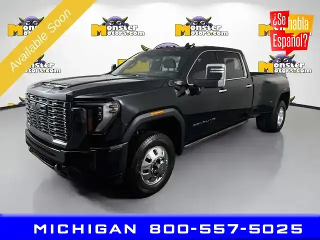 2024 GMC Sierra Denali Ultimate 4WD Crew Cab Long Box DR's photo