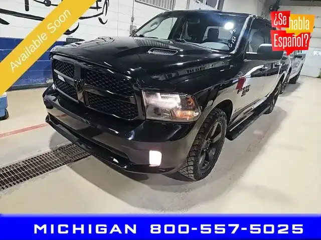 2019 RAM 1500 Classic Express 4WD Crew Cab 5'7's photo