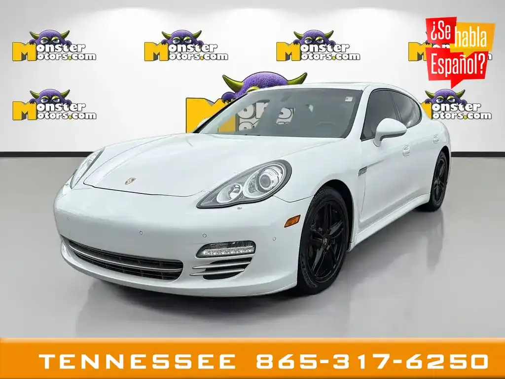 2013 Porsche Panamera 4 Platinum Edition's photo