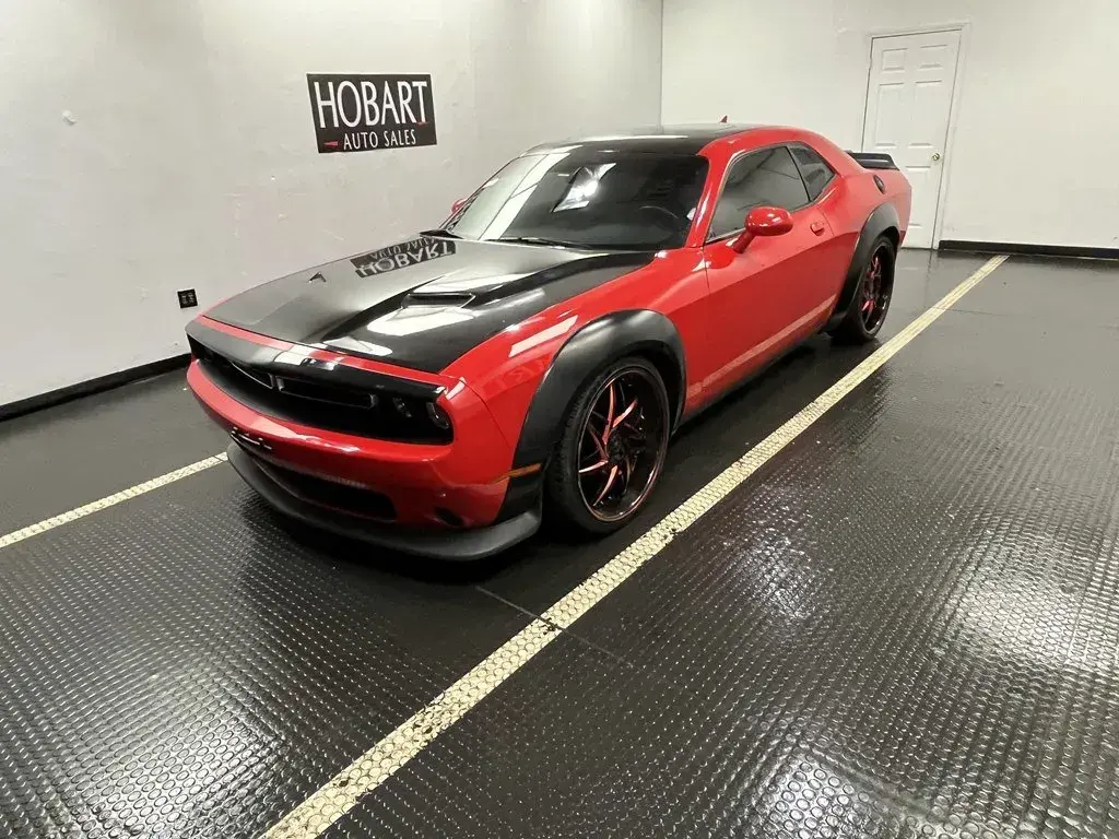 2016 Dodge Challenger Scat Pack photo 3
