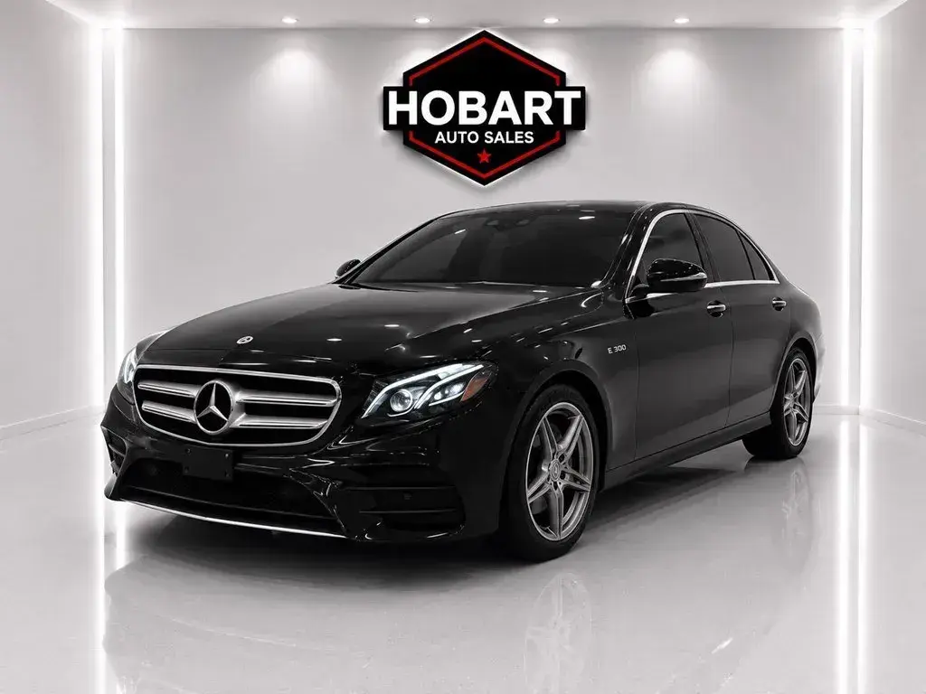 2018 Mercedes-Benz E-Class E300 4MATIC photo 3