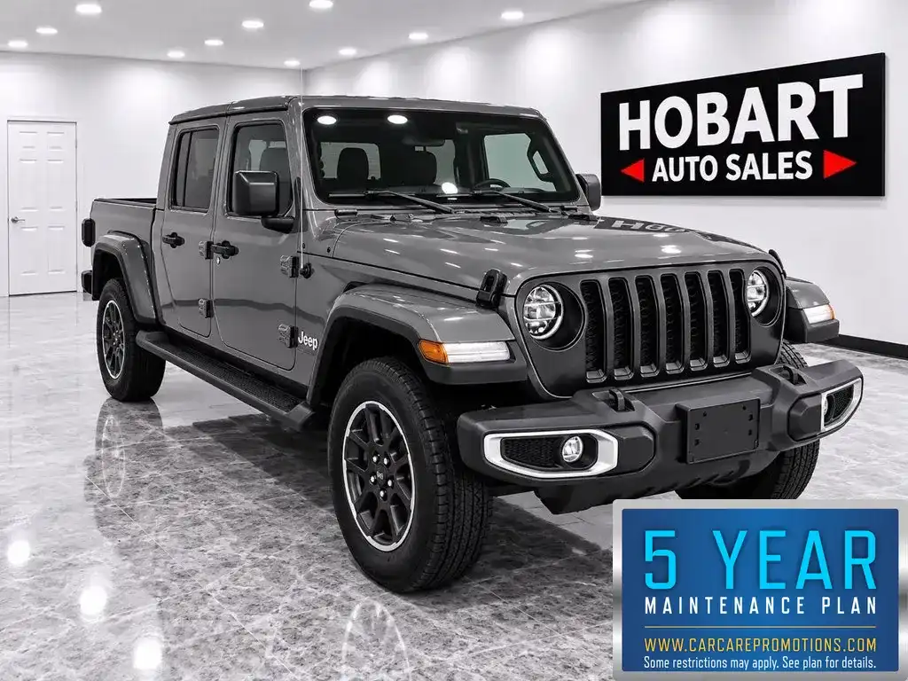 2022 Jeep Gladiator Overland's photo