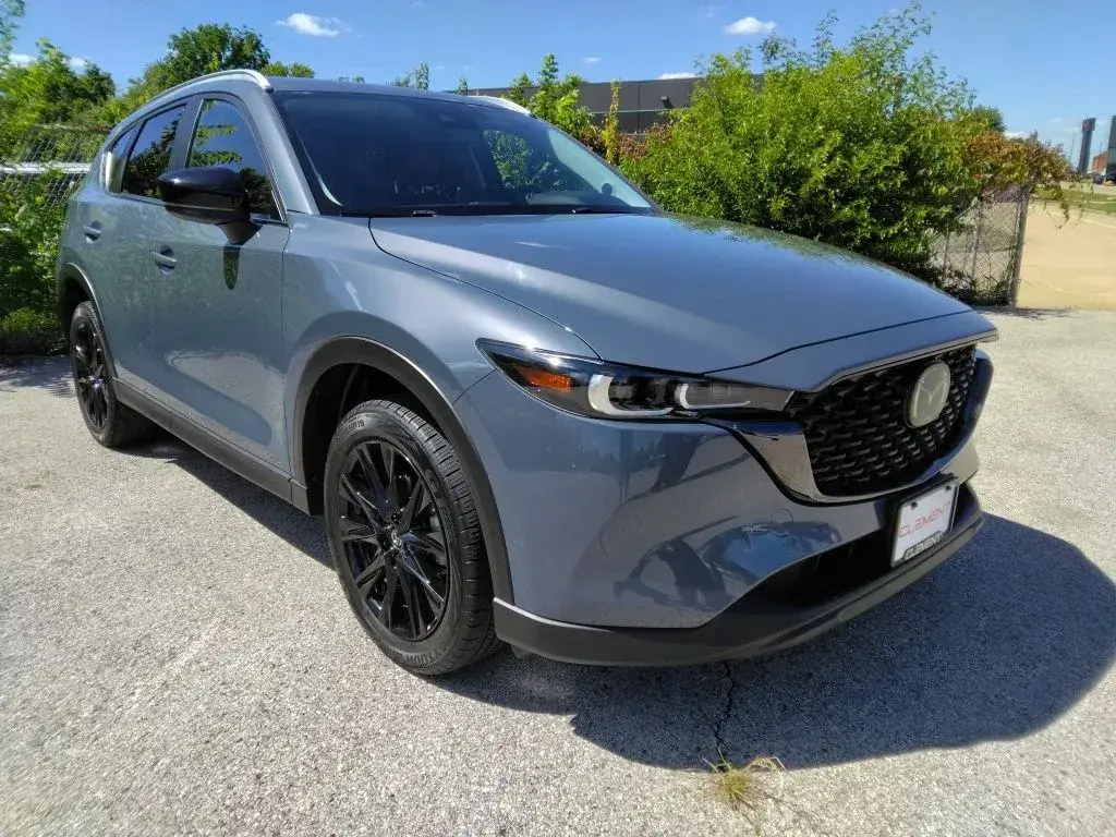 2023 Mazda CX-5 S Carbon Edition Auto AWD photo 4