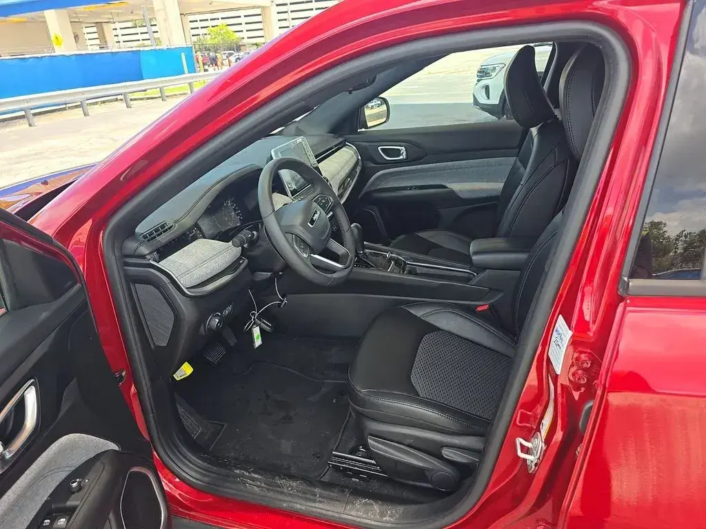 2025 Jeep Compass Latitude 4X4 photo 3