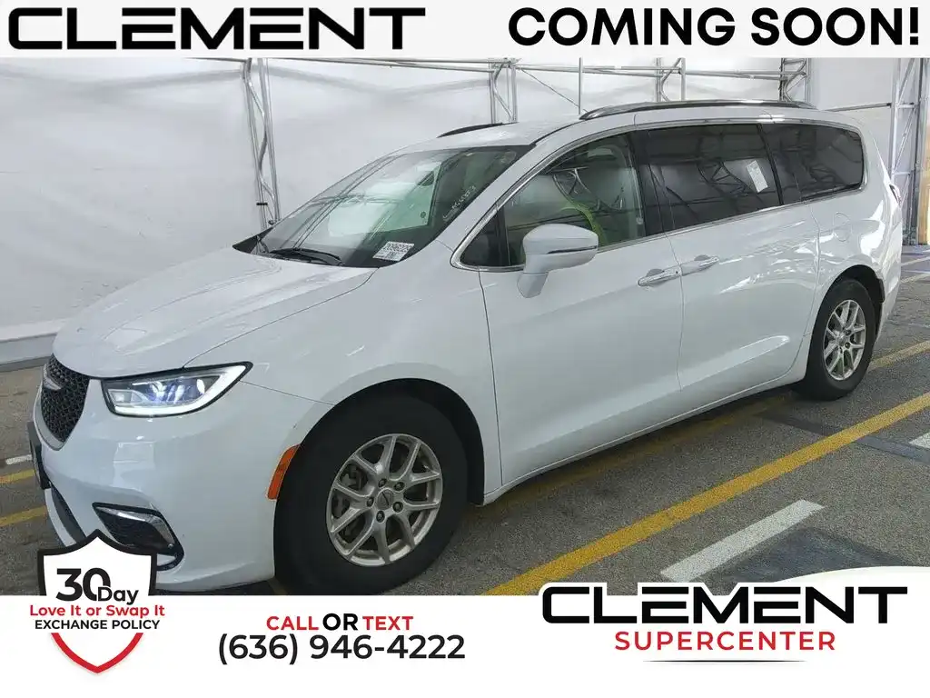 2021 Chrysler Pacifica Touring L's photo