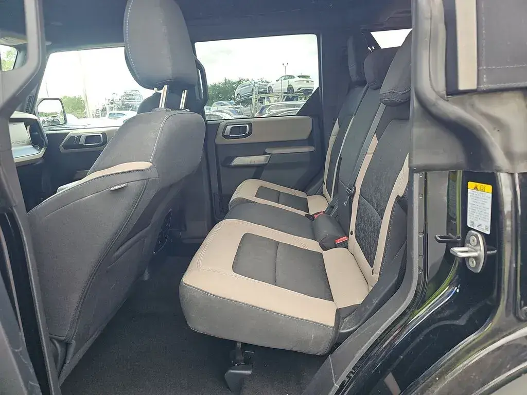 2023 Ford Bronco Wildtrak 4WD photo 4
