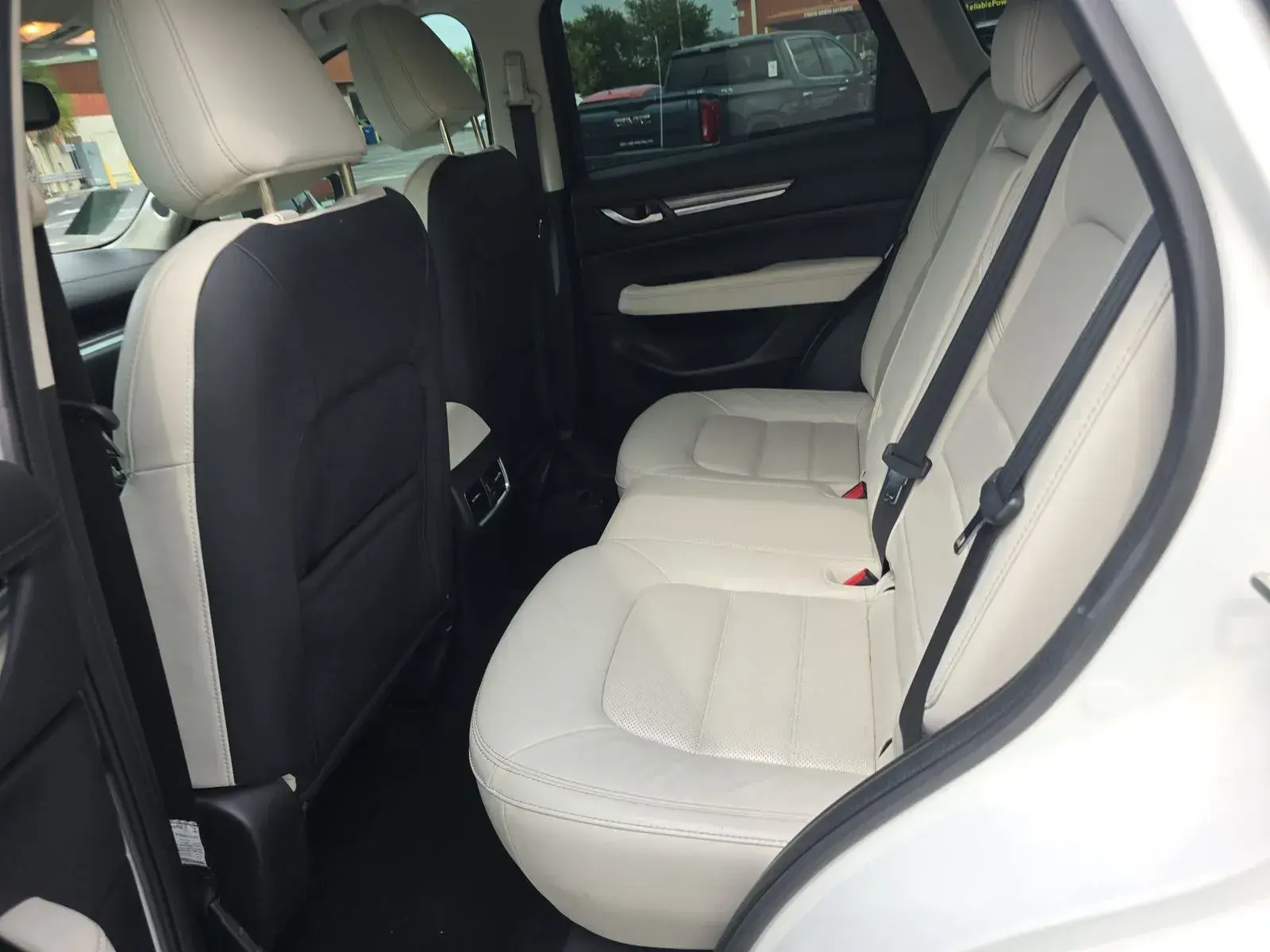 2017 Mazda CX-5 Grand Select auto photo 4