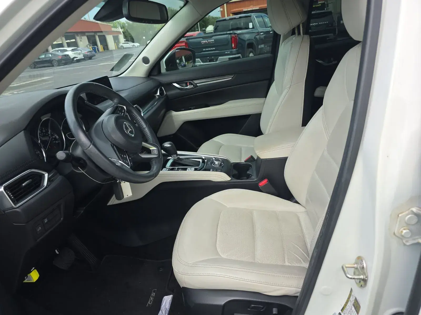 2017 Mazda CX-5 Grand Select auto photo 3