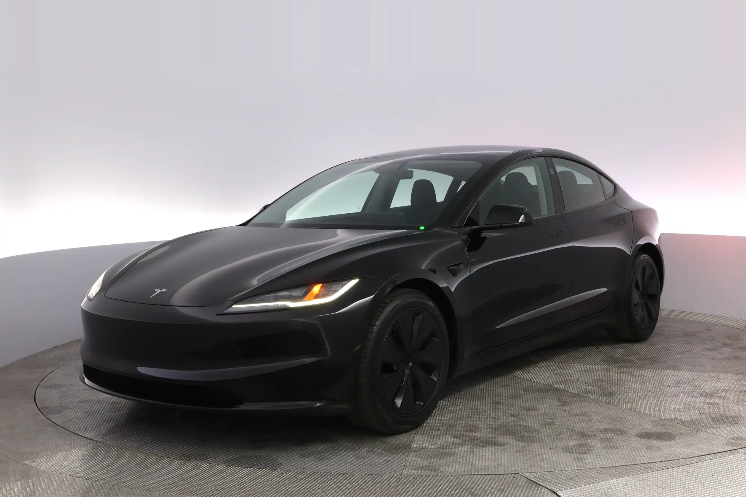 2024 Tesla Model 3 Base's photo