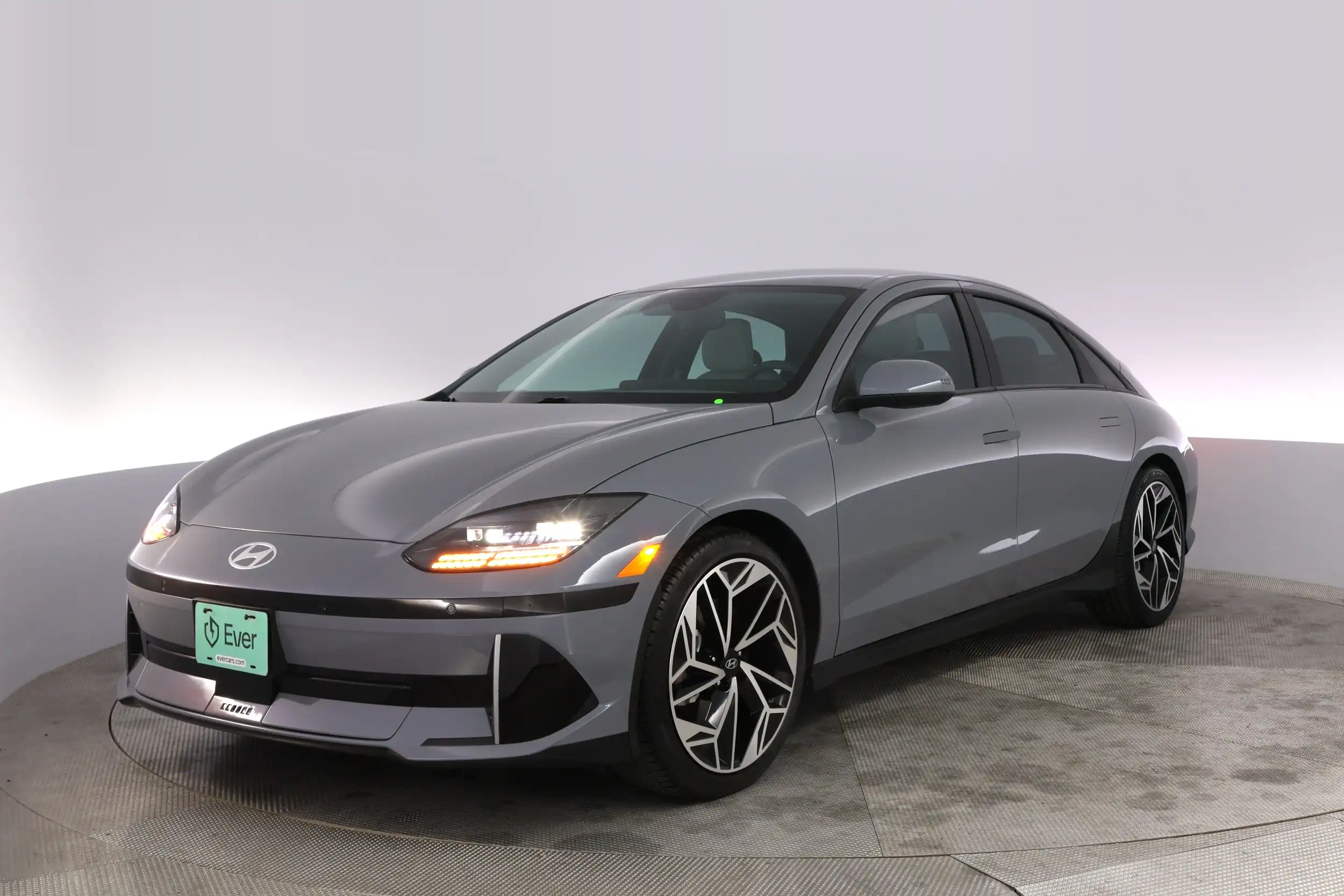 2023 Hyundai Ioniq 6 SEL RWD's photo