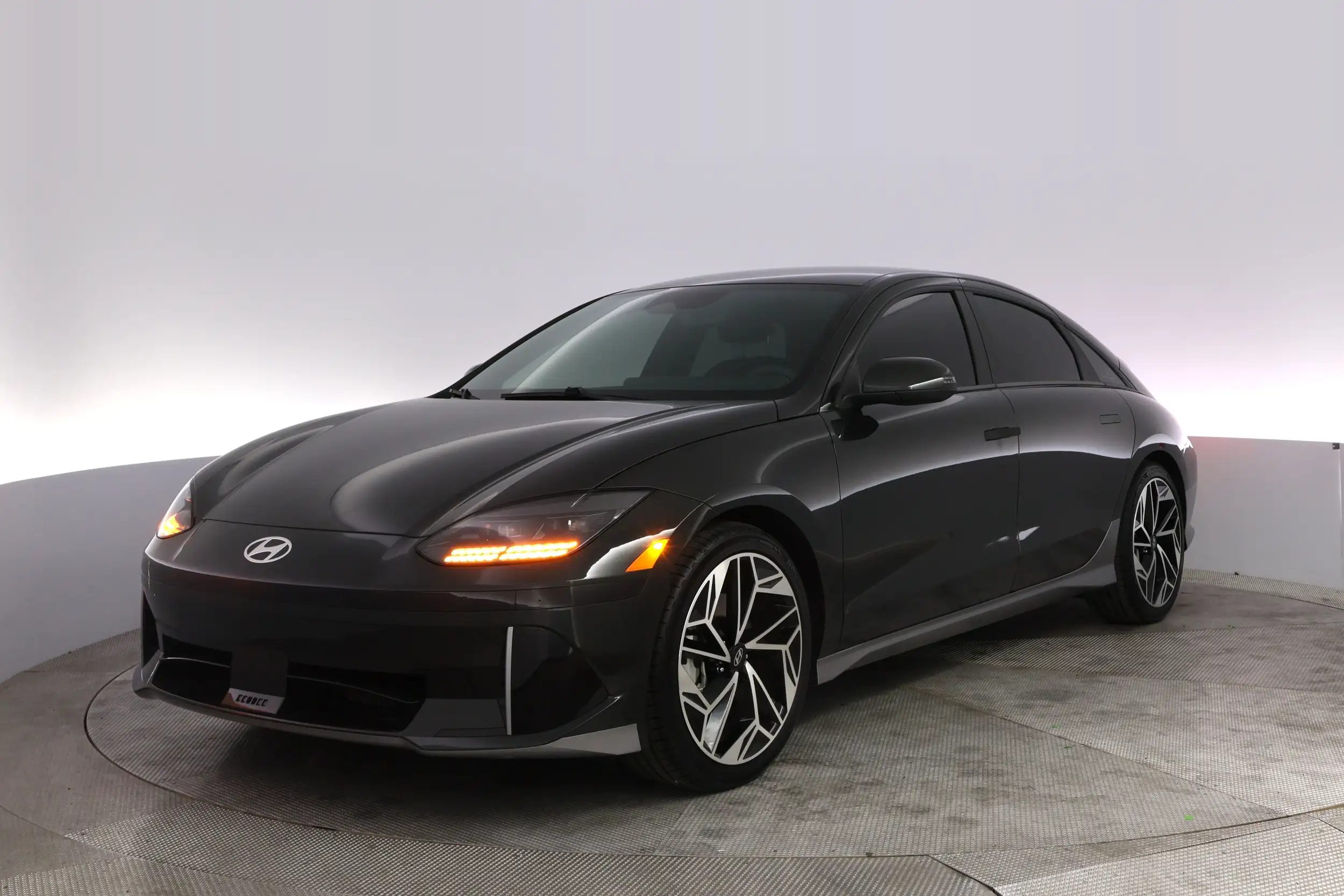 2023 Hyundai Ioniq 6 SEL RWD's photo