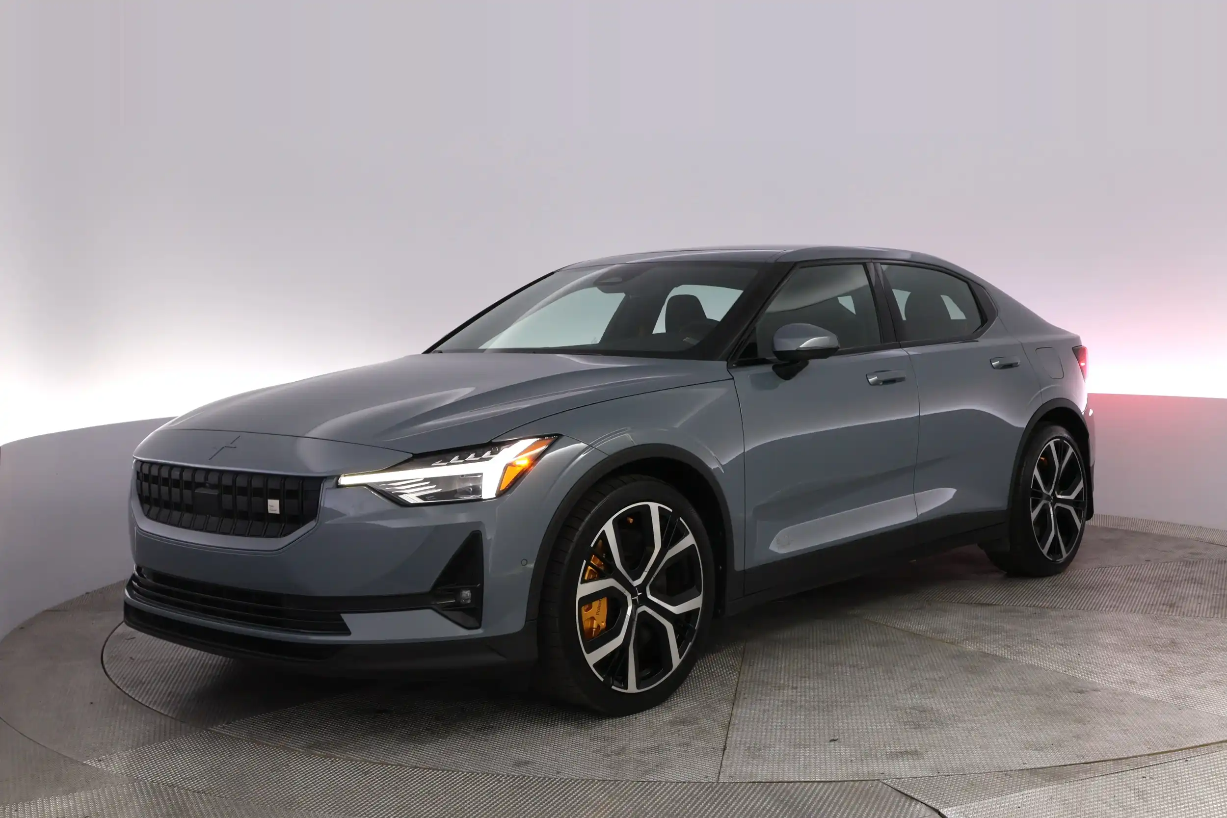 2023 Polestar 2 Long Range Dual Motor Performance's photo
