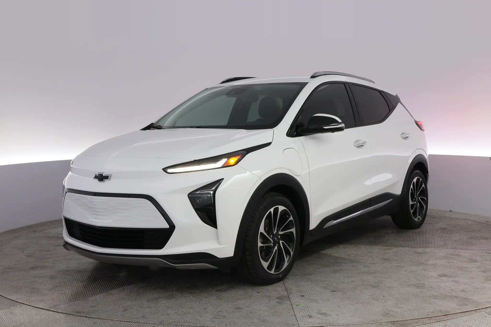 2023 Chevrolet Bolt EUV Premier's photo
