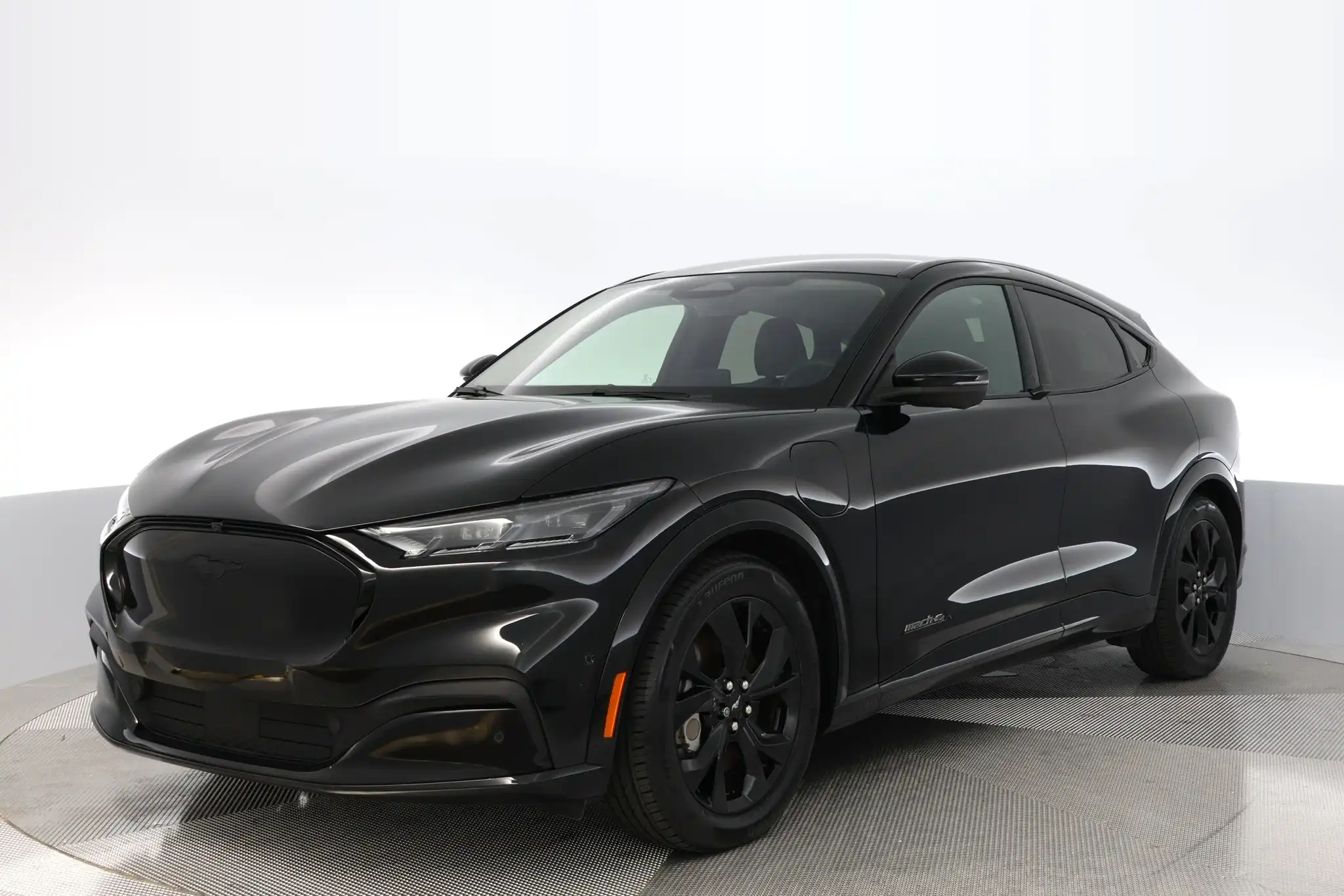 2023 Ford Mustang-Mach-e Premium's photo