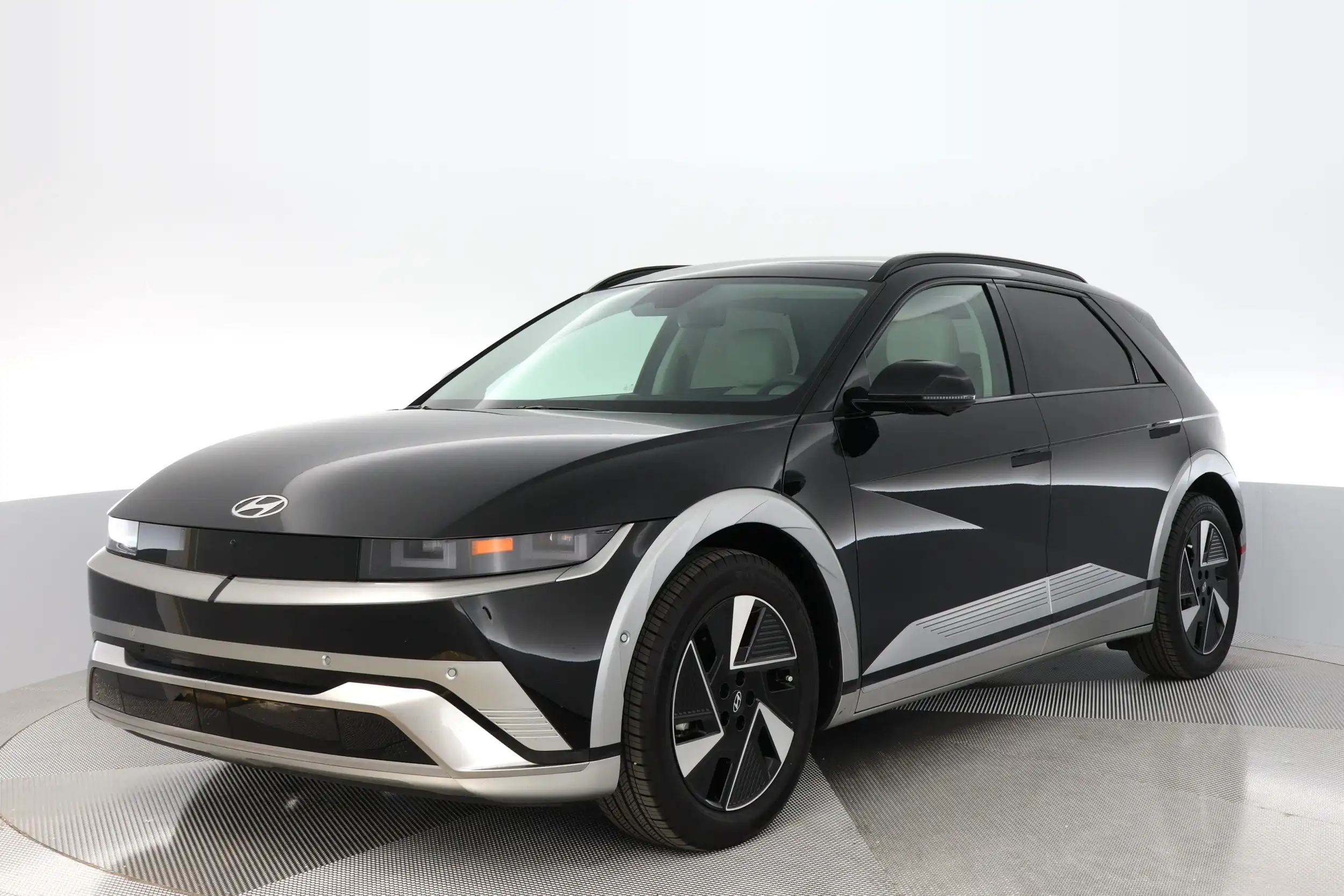 2025 Hyundai Ioniq 5 Limited RWD's photo