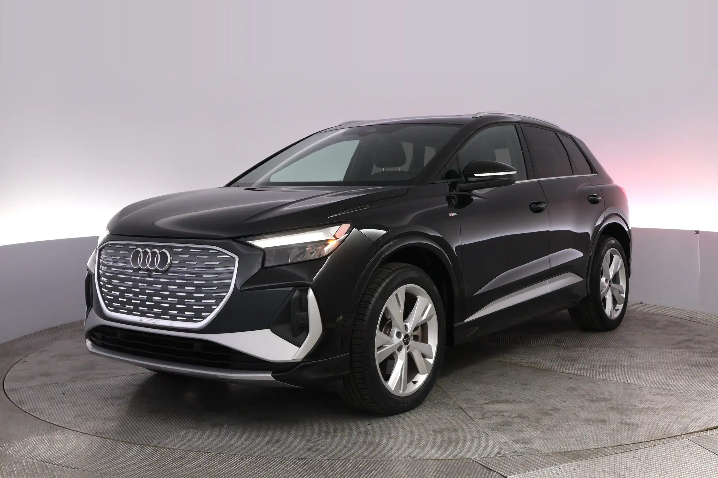 2023 Audi Q4 e-tron 50 Premium Plus quattro's photo