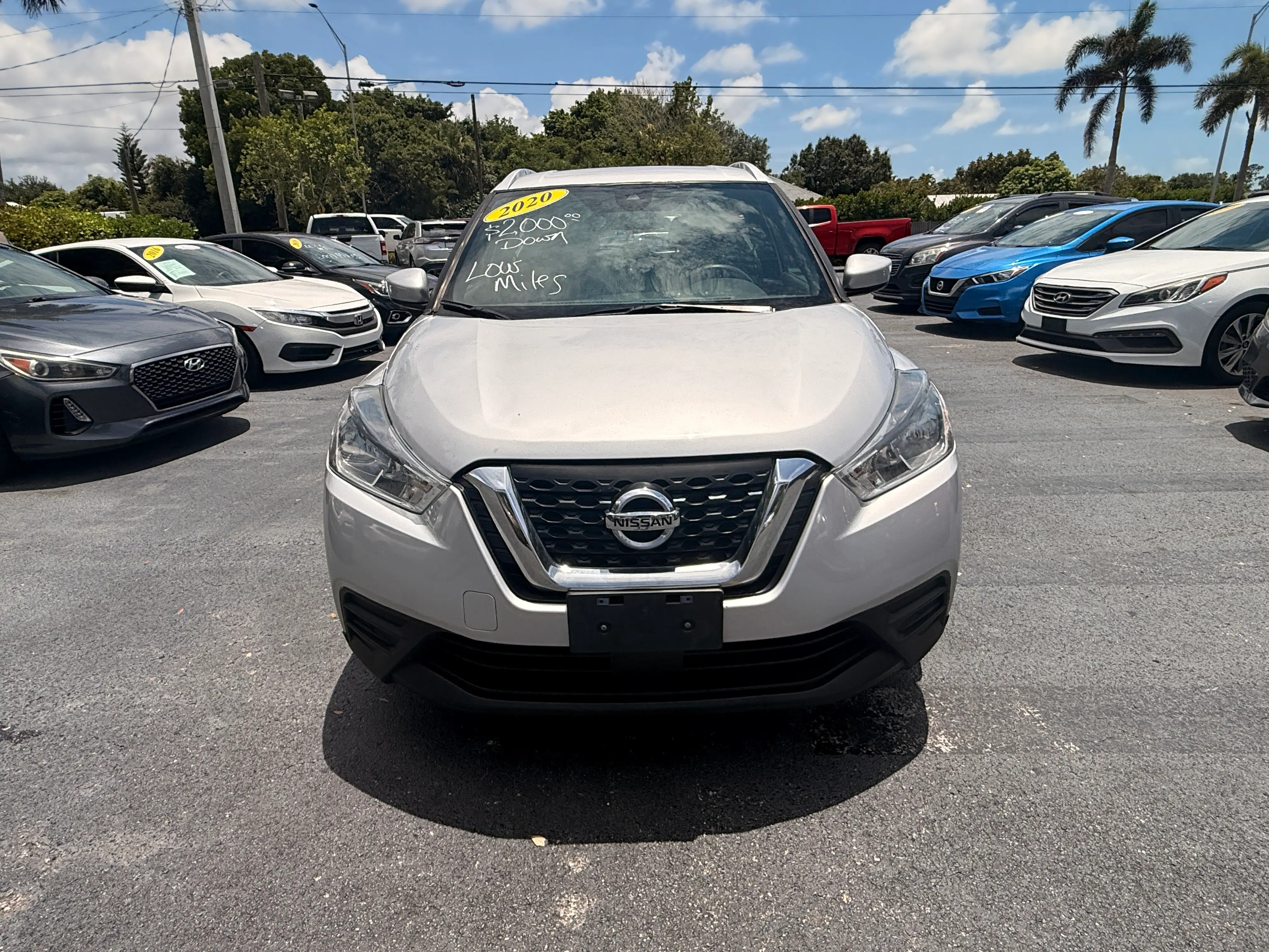 2020 Nissan Kicks 1.6 SV's photo