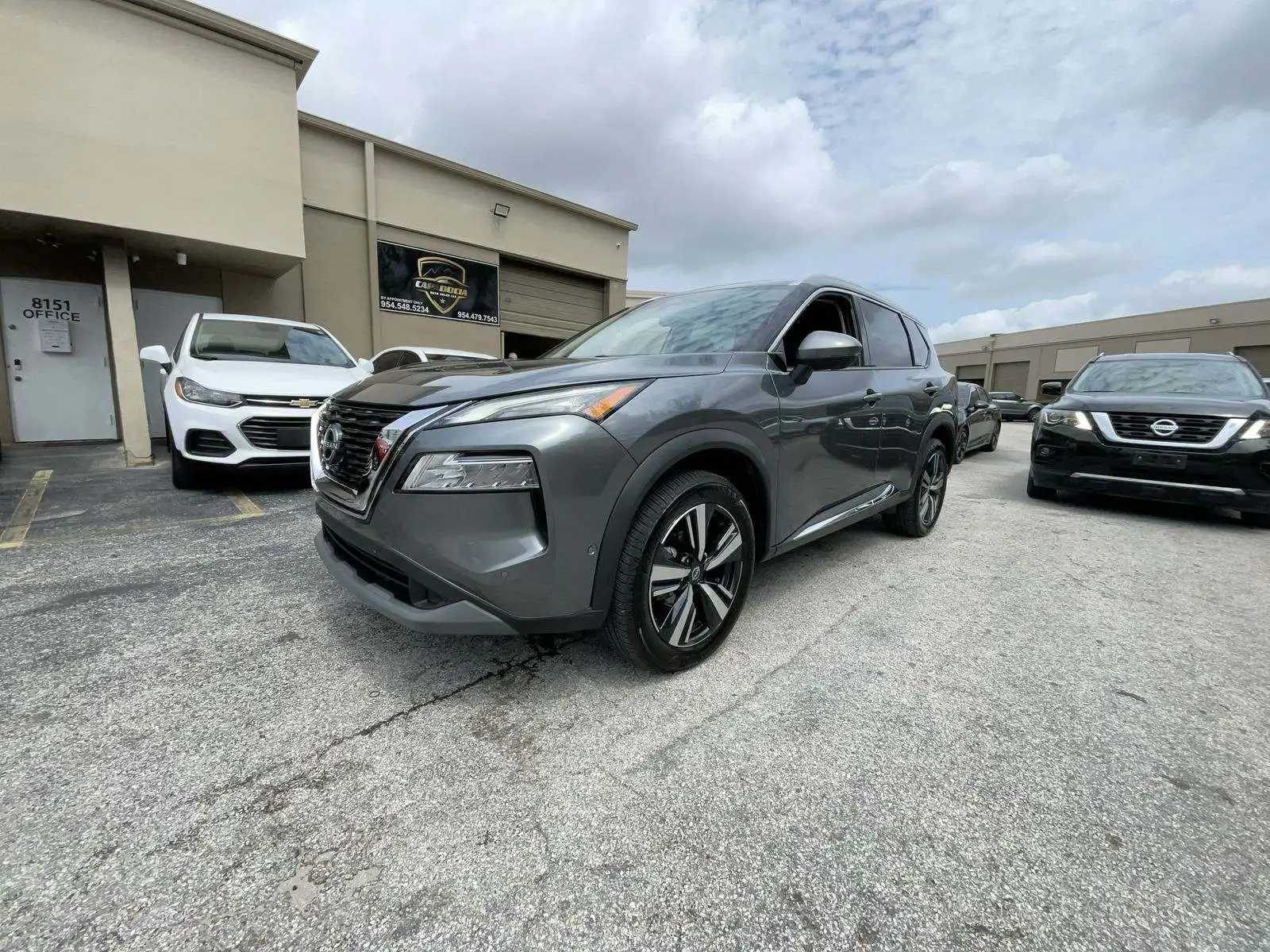2023 Nissan Rogue SL AWD's photo