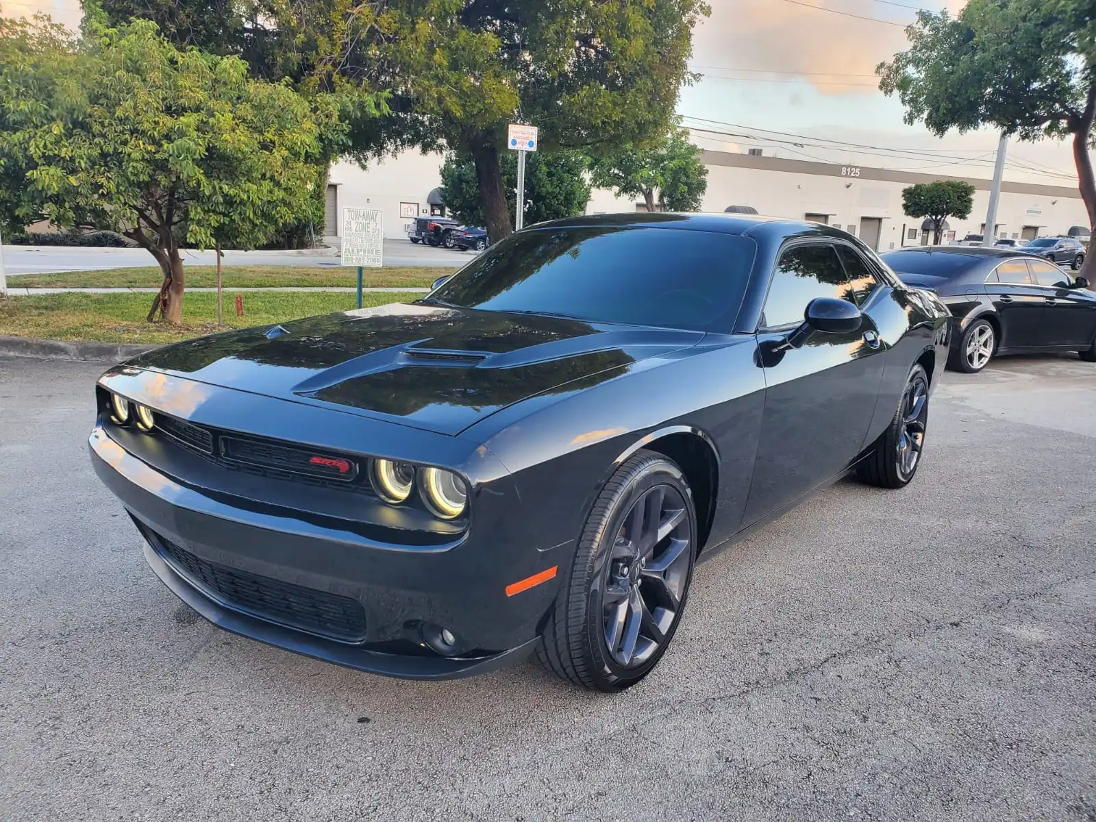 2020 Dodge Challenger SXT Auto's photo